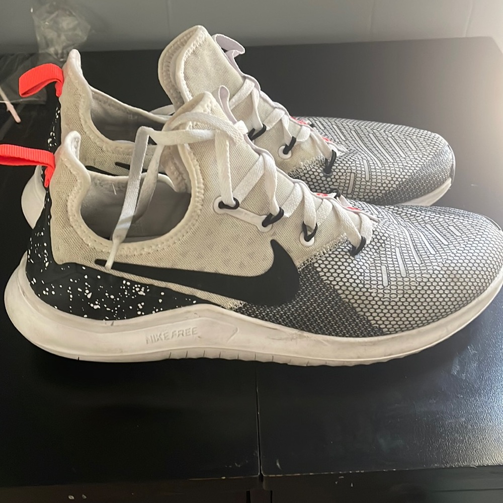 Nike Free TR8